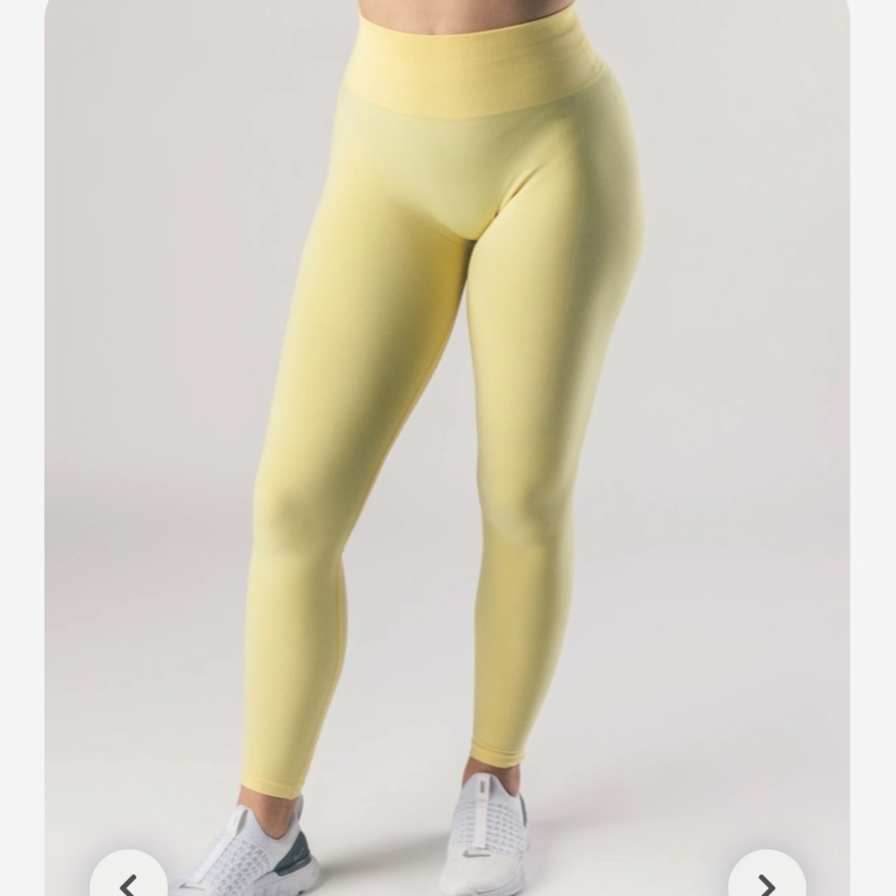 Alphalete leggings